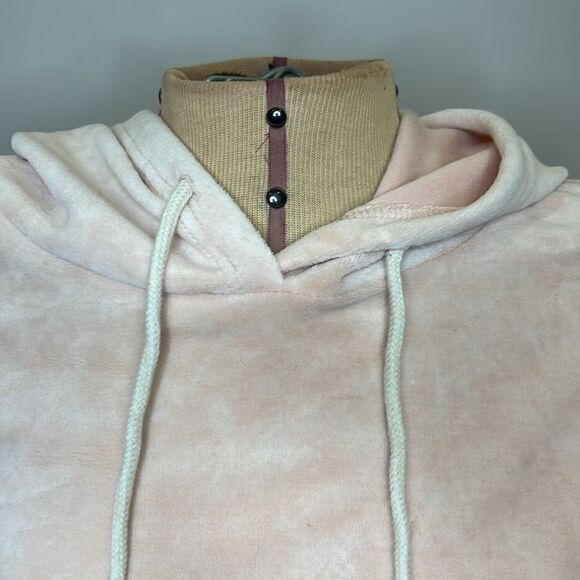NWT Double Zero Soft Pink Velvet Cropped Hooded Sweatshirt - Size Large - Picture 3 of 10